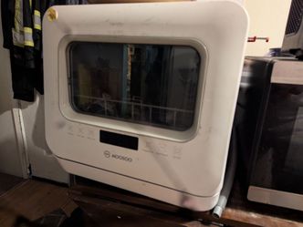 Portable dishwasher