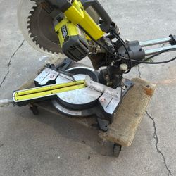 Compound Miter Saw 