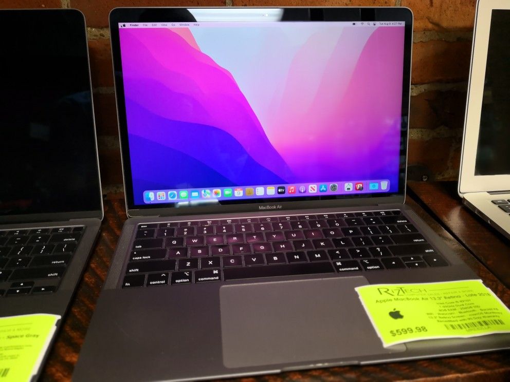 Apple MacBook Air 13.3" Retina
Late 2018
Intel Core i5-8210Y
1.60GHz Dual Core
8GB RAM 256GB SSD
WiFi Webcam Bluetooth
Backlit KB
13.3"