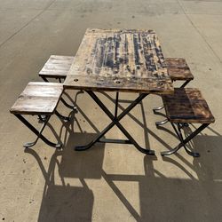 5 piece indoor/outdoor table set