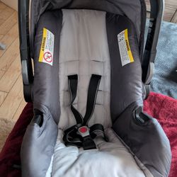 Baby/Infant Car Seat 