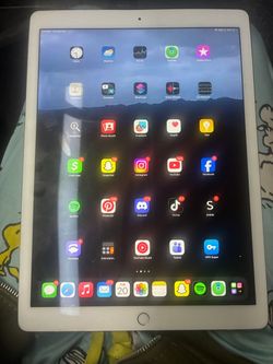 iPad Pro (12-9inch    (2nd generation0
