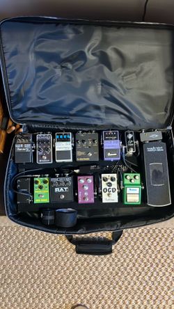 Custom guitar petal board