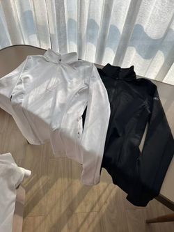 Alo Sweatshirts 
