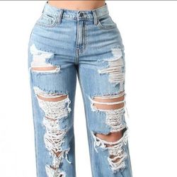 Brand New Light Wash High-Rise Distressed Jeans