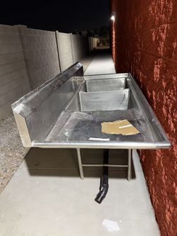 7ft 3 compartment sink