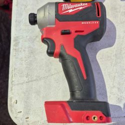 Milwaukee 1/4" Hex impact driver