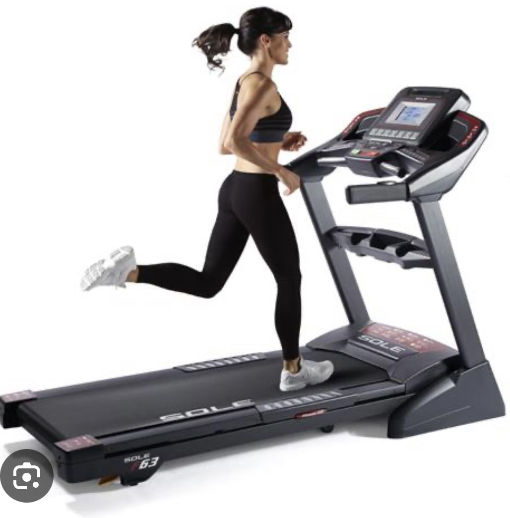 Treadmill Sole F63 with Incline