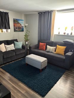 Couches  and I live in Elizabeth