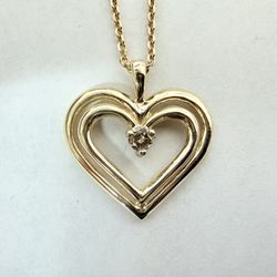 10K Gold & Diamond Heart Pendant 