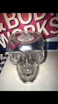 Skull Pedestal Bath And Body