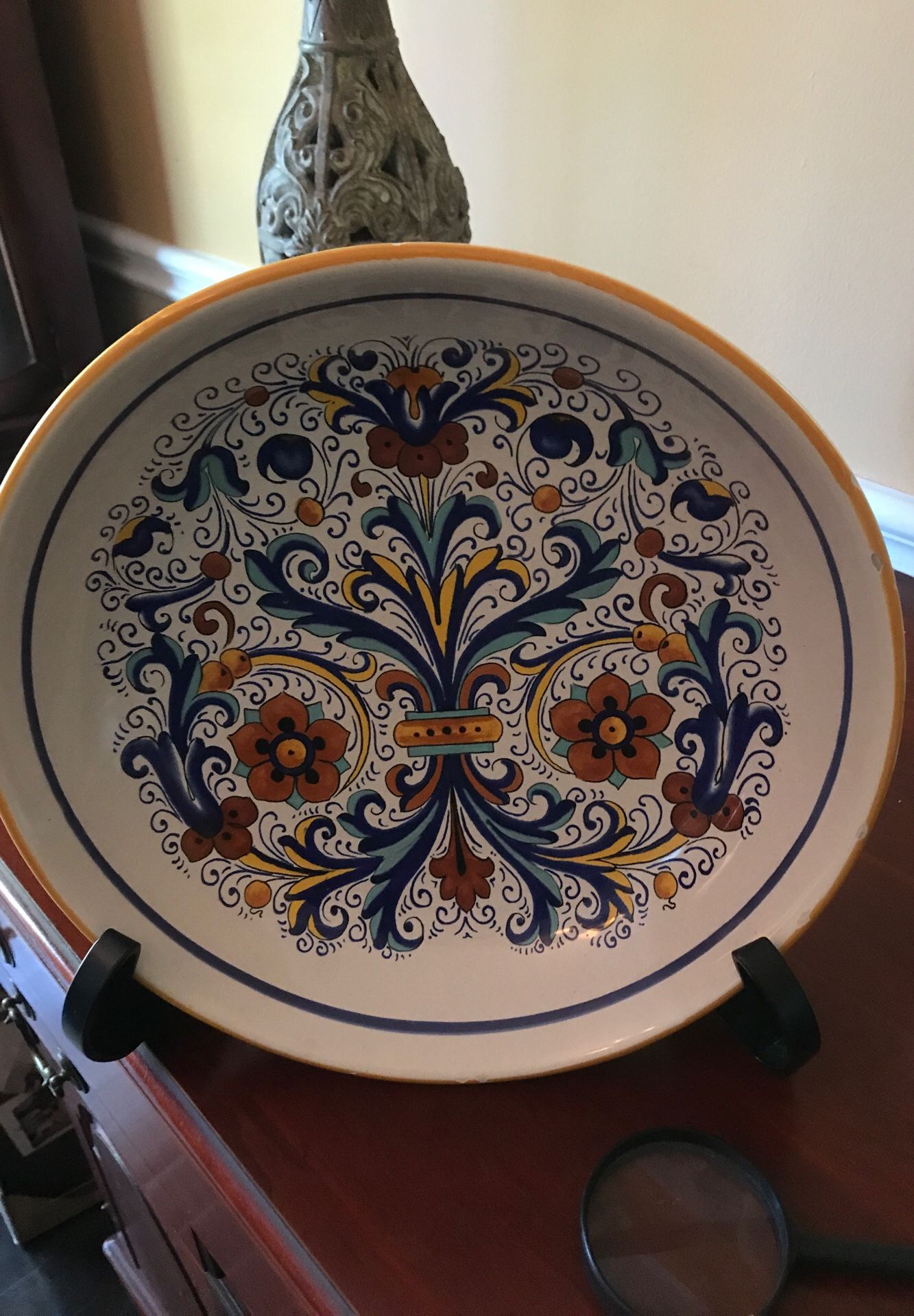 Decorative plate