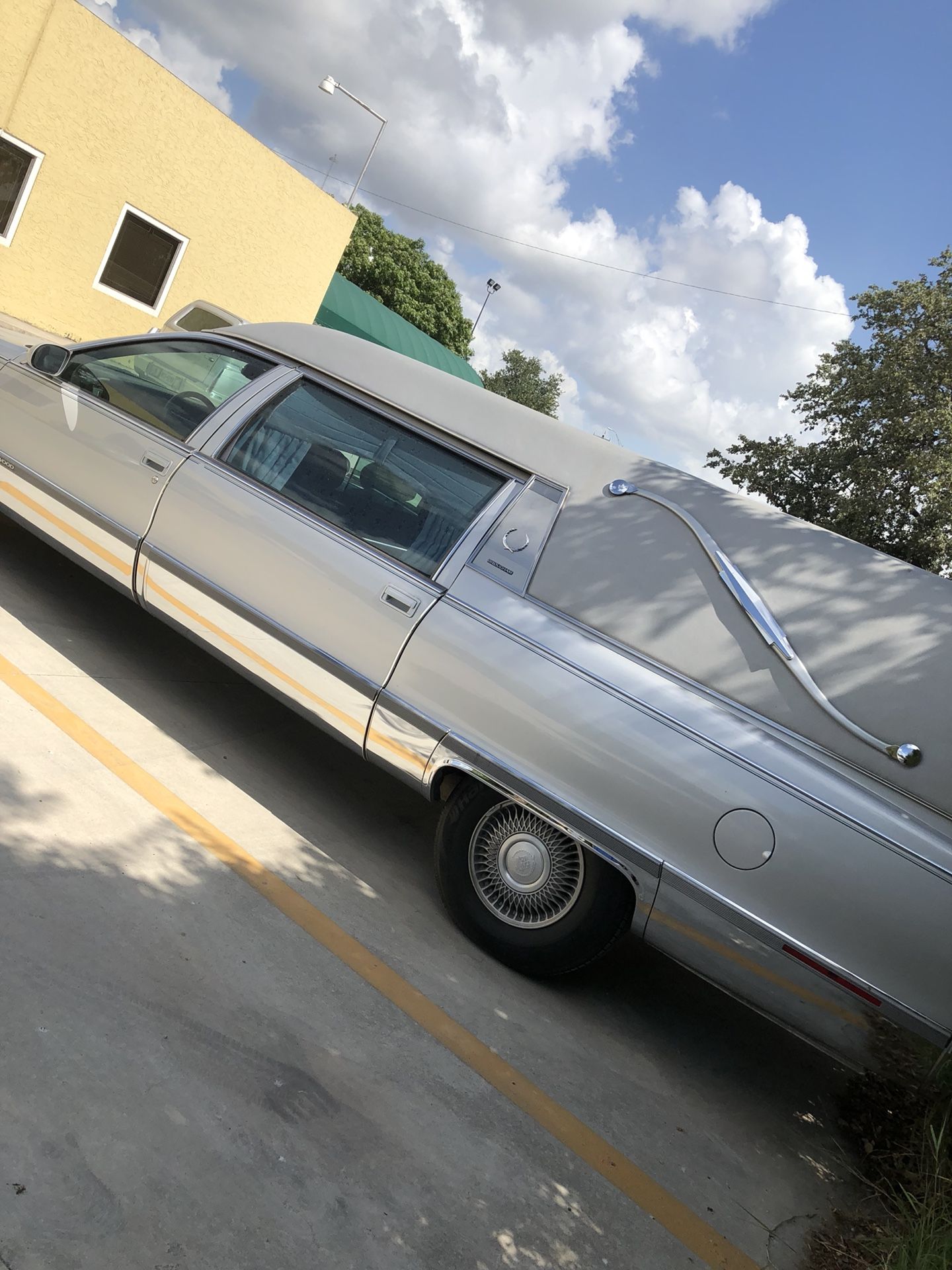 ‘95 Cadillac Hearse