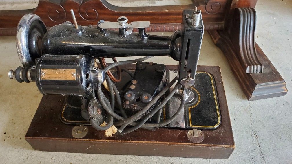 Graybar Sewing Machine 