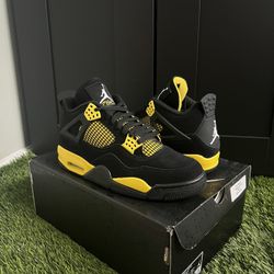 Air Jordan 4 “Thunder 2023” (Multiple Sizes)