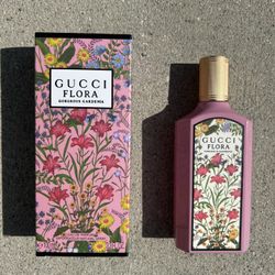 Gucci Flora Gorgeous Gardenia 100mL