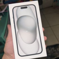 iPhone 15 126 gb