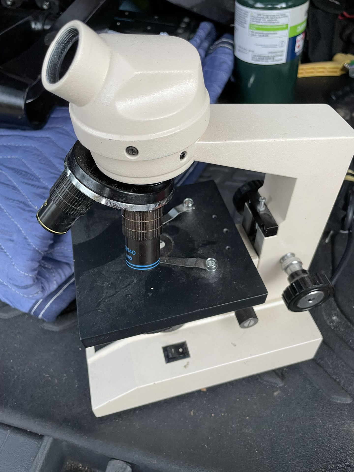 Swift M2251 Student Microscope