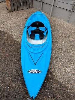 Pelican Sit-In Kayak Blue