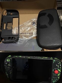 Lenovo Legion Go 2 Gaming Handheld 8.8in oled Ryzen Z2 Extreme 32GB RAM 1TB SSD
