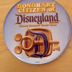 Authentic Honorary Citizen Of Disneyland Button 