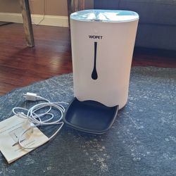 Automatic Pet Feeder