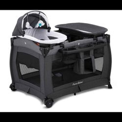 Baby Play yard Bassinet 