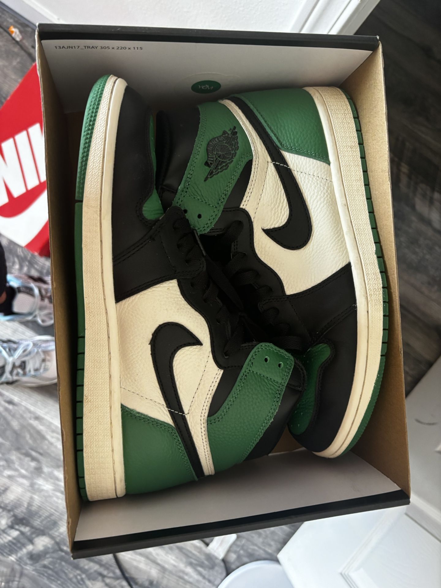 Jordan 1s Pine Green
