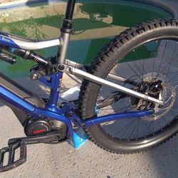 Yamaha Down Hill Bike⁷ Pedel Assist 