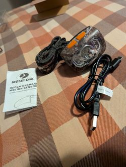 Mossy Oak 300-lumen motion sensor headlamp (camo)