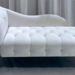 White Sofa 