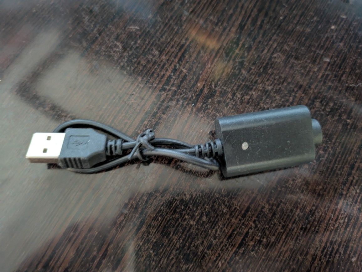 Vape Battery Charger USB 510 Thread