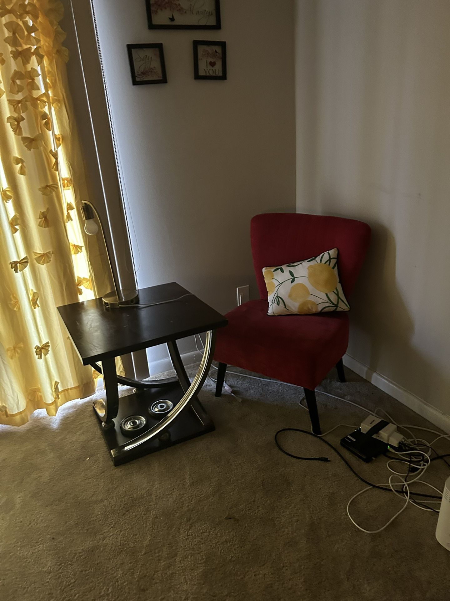 Single Chair And Table
