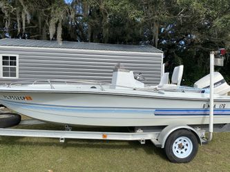 1987 Bonita center console Johnson 140 motor