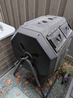 Tumbling Composter Bin with Stand