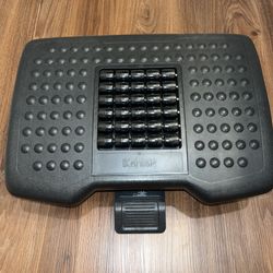 Ergonomic Footrest  Adjustable Angle Black