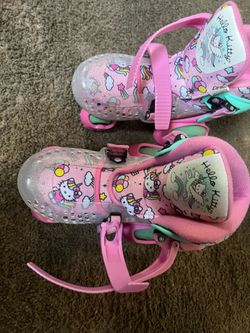Hello kitty skates