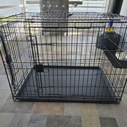 Durable and folding metal wire dog box with tray, double door, 42 x 28 x 30 inches, black color.