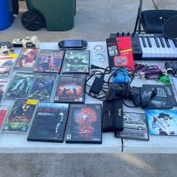 Yard Sale (Amps, Music Items, Video Games, Clothes) 