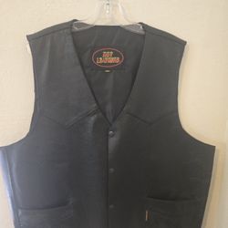 NEW LEATHER MOTORCYCLE VEST XL