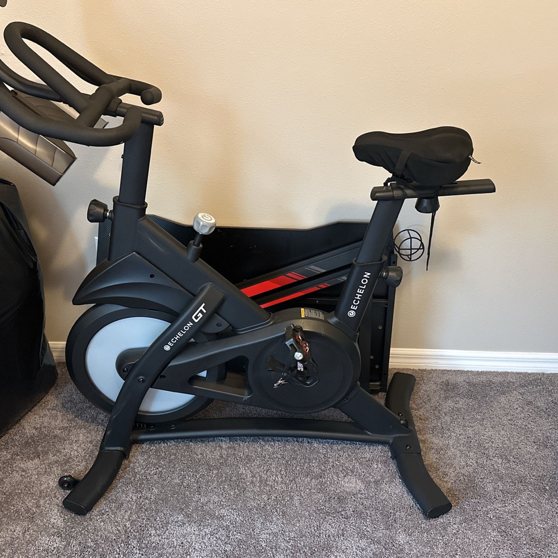 Echelon bike