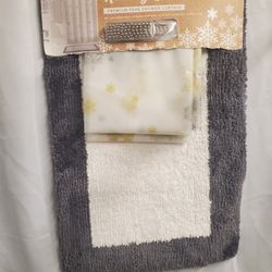 Envogue CHRISTMAS HOLIDAY Shower Curtain, Bath Rug, Hooks Premium Peva Set of 3 