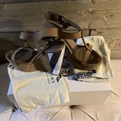 Burberry Wedges 