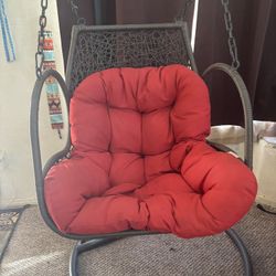 Swinging Chair New 