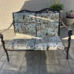 Vanca De Metal Y Cojines