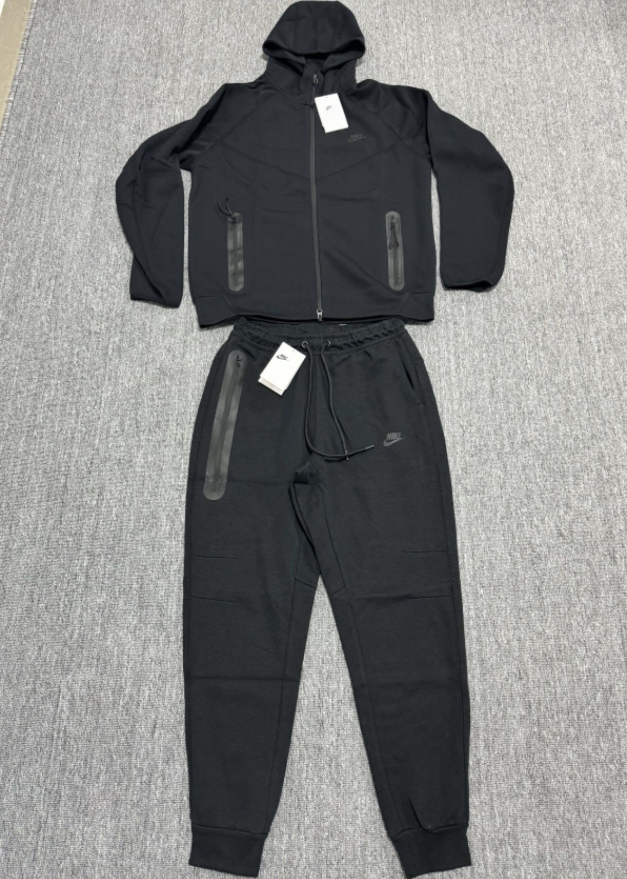 Nike Tech Tracksuit Set