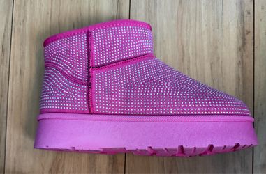 Pink Rhinestone Platform Winter Boots Size 11 Fur Lined Sparkly Boots
