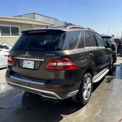 Parting Out! 2012 Mercedes ML350 Bluetec In For Parts!