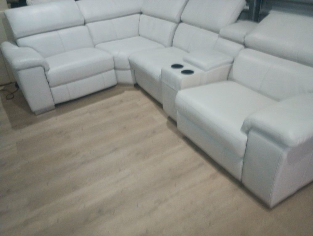 SECTIONAL GENUINE π―% LEATHER RECLINER ELECTRIC WHITE COLOR.. DELIVERY SERVICE AVAILABLE ππ₯π₯β