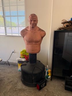 Punching dummy